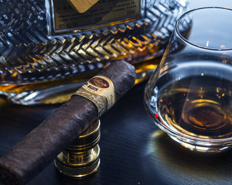 CIGAR & BARWARE