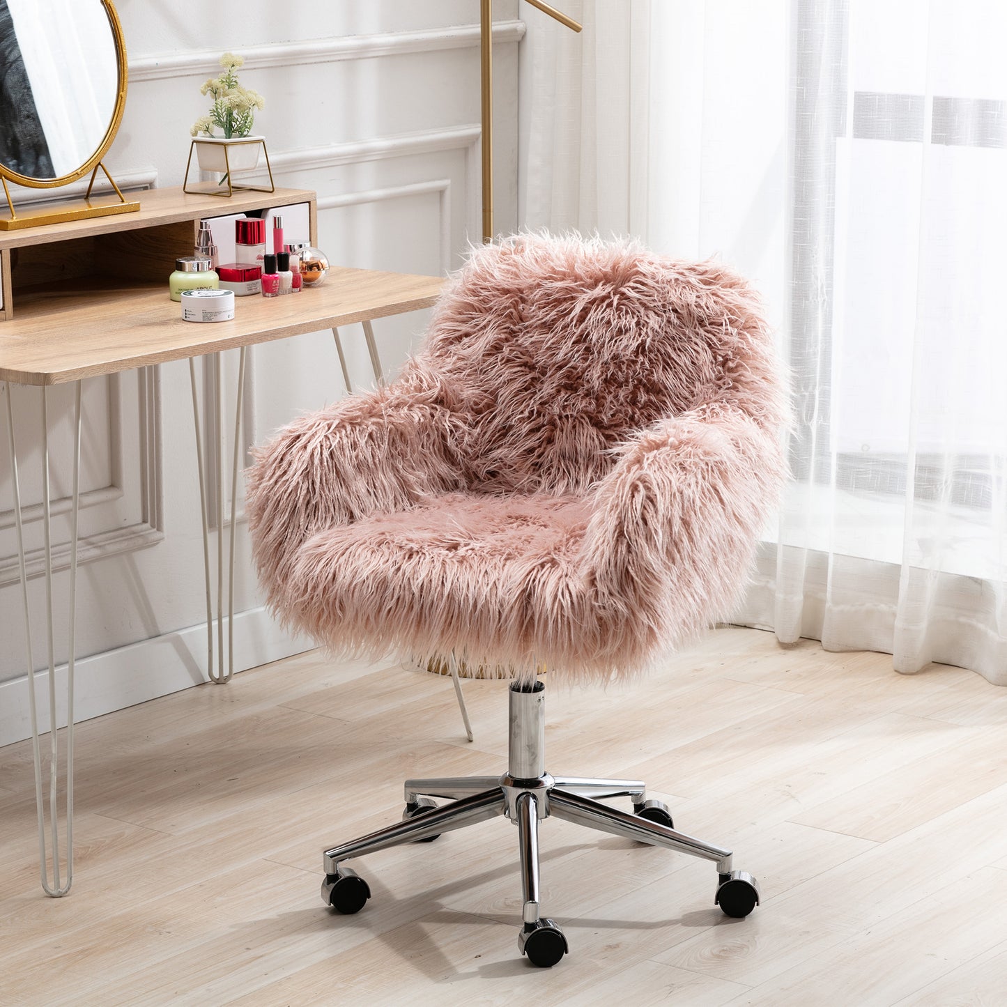 Modern Faux Fur Chair (Pink)