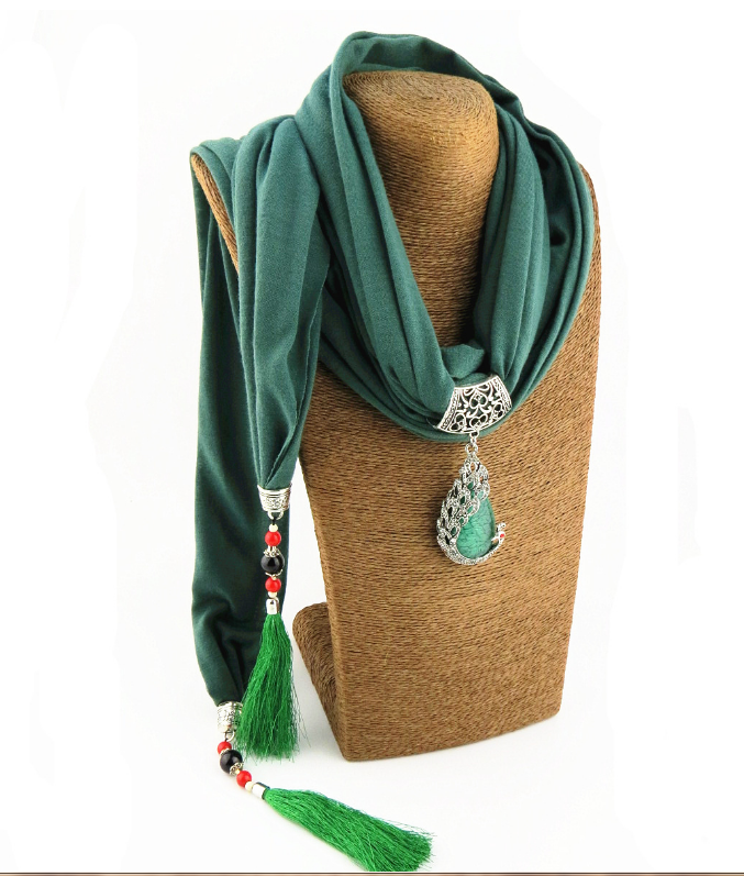 Tassel Peacock Pendant Shawl Scarf